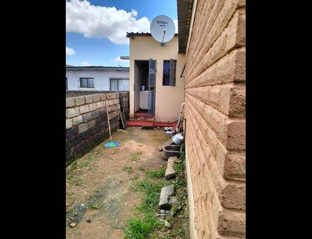 1 BEDROOM HOUSE FOR SALE IN LOTUS GARDENS